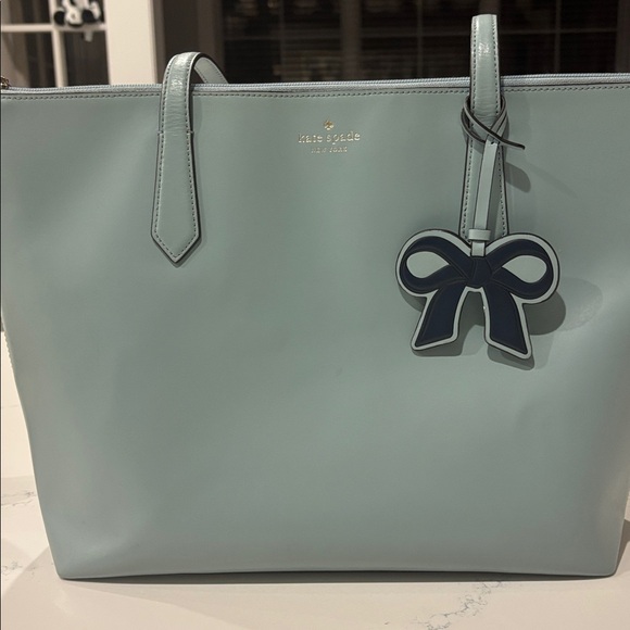 Kate Spade zip tote - Picture 2 of 3